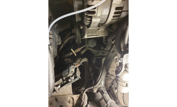 Как подключить осциллограф-Выходное напряжение-Cadillac-Escalade 2007-2014 : Image 1