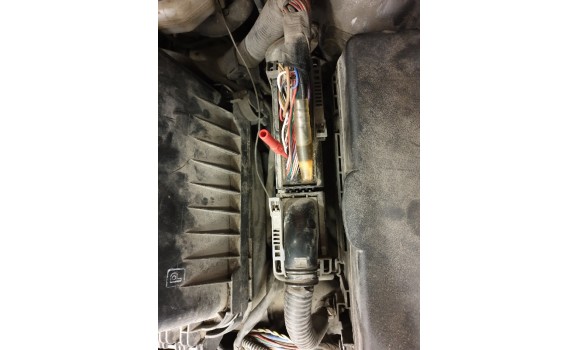 Как подключить осциллограф-Выходное напряжение-Toyota-Avensis 2008-2018 : Image 1